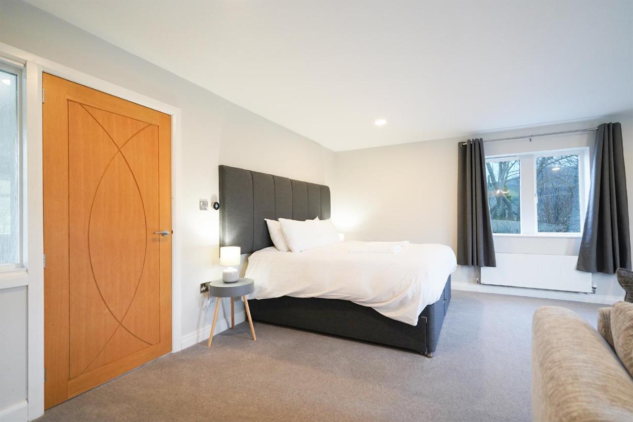 Cheshire Mews Hotel *